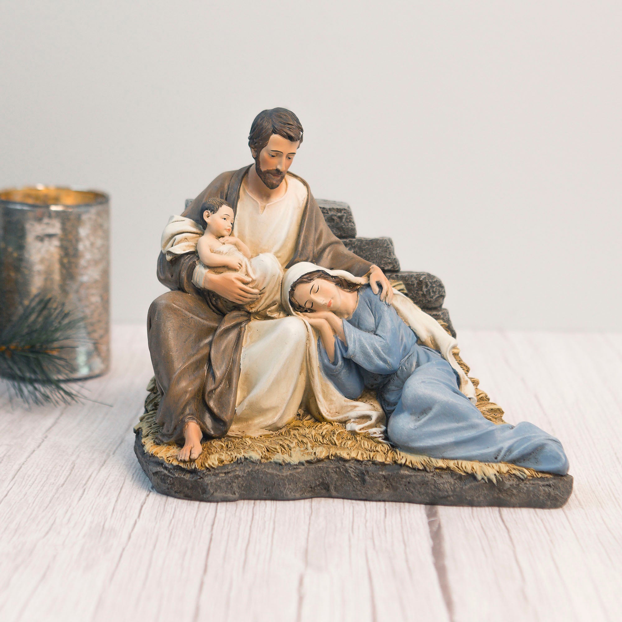 Joyeuse sainte famille joseph et marie avec bébé nouveau-né jésus une