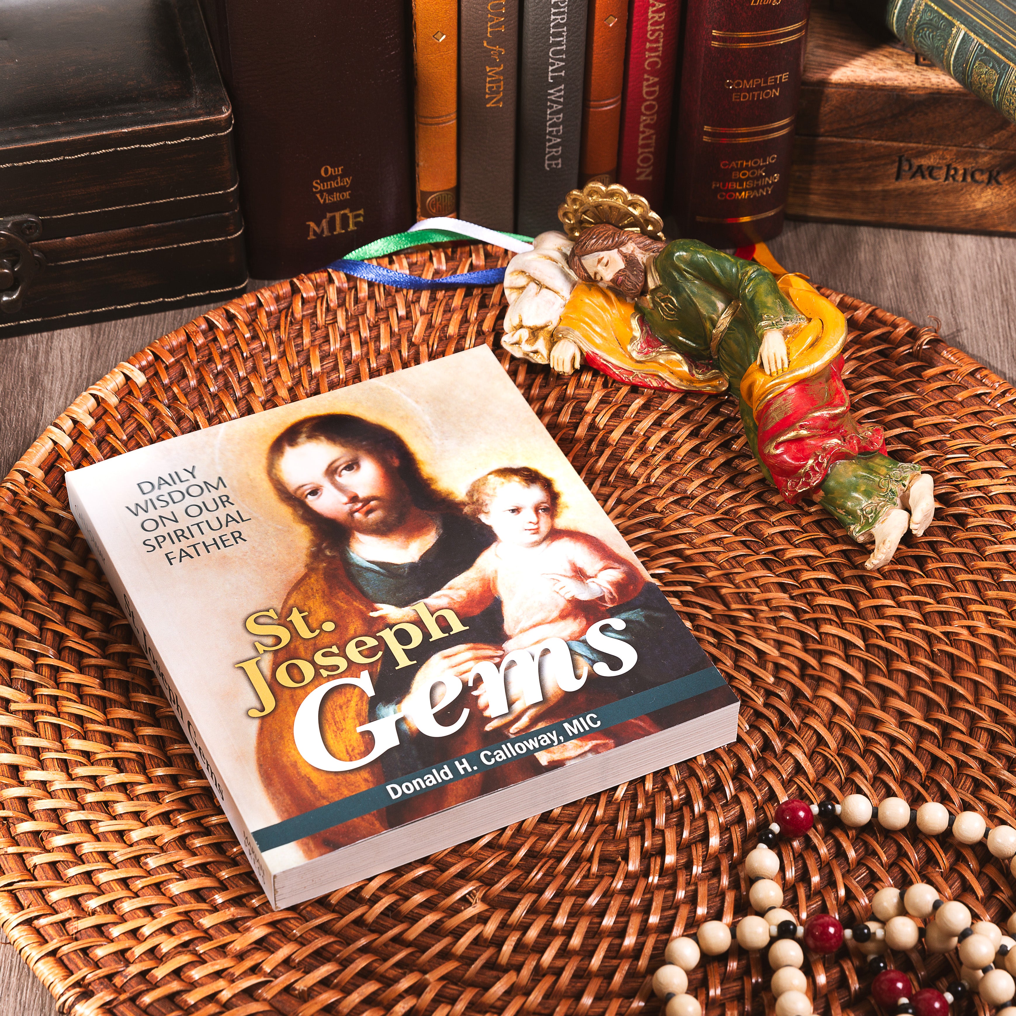 St. Joseph Gems: Daily Wisdom & Fontanini Sleeping St. Joseph Figure (Gift Set)