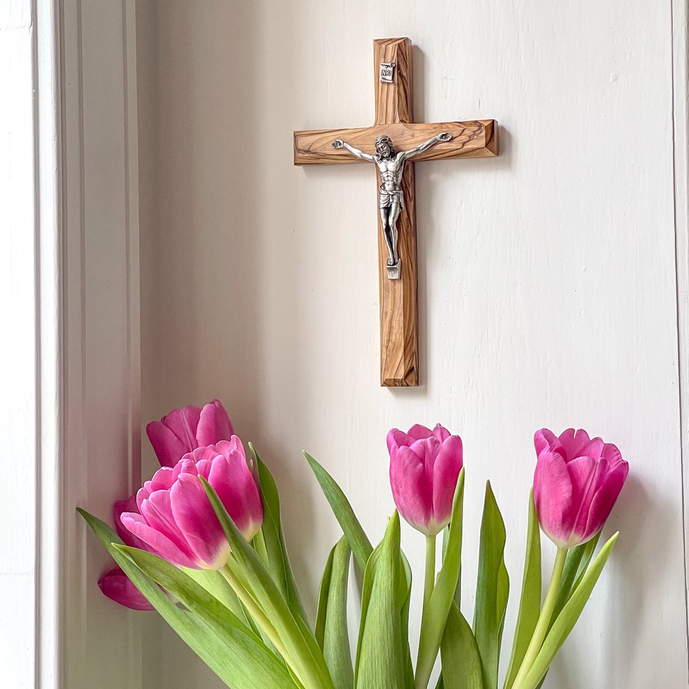 Olive Wood Plain Crucifix - 7.25"