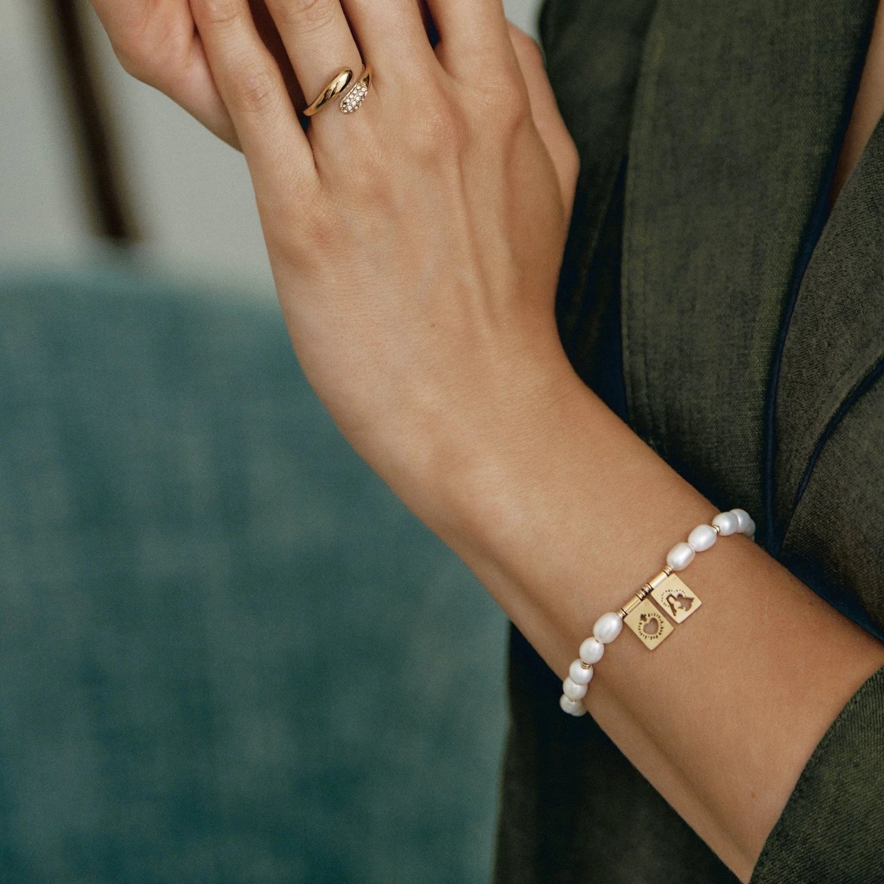 Freshwater Pearl Scapular Bracelet