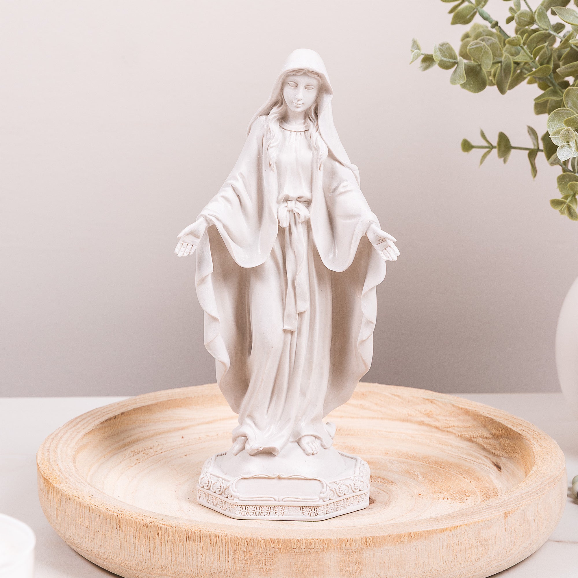 聖母マリア像 Our Lady of Grace 約30cm 聖母マリア像 Our Lady of Grace 約30cm