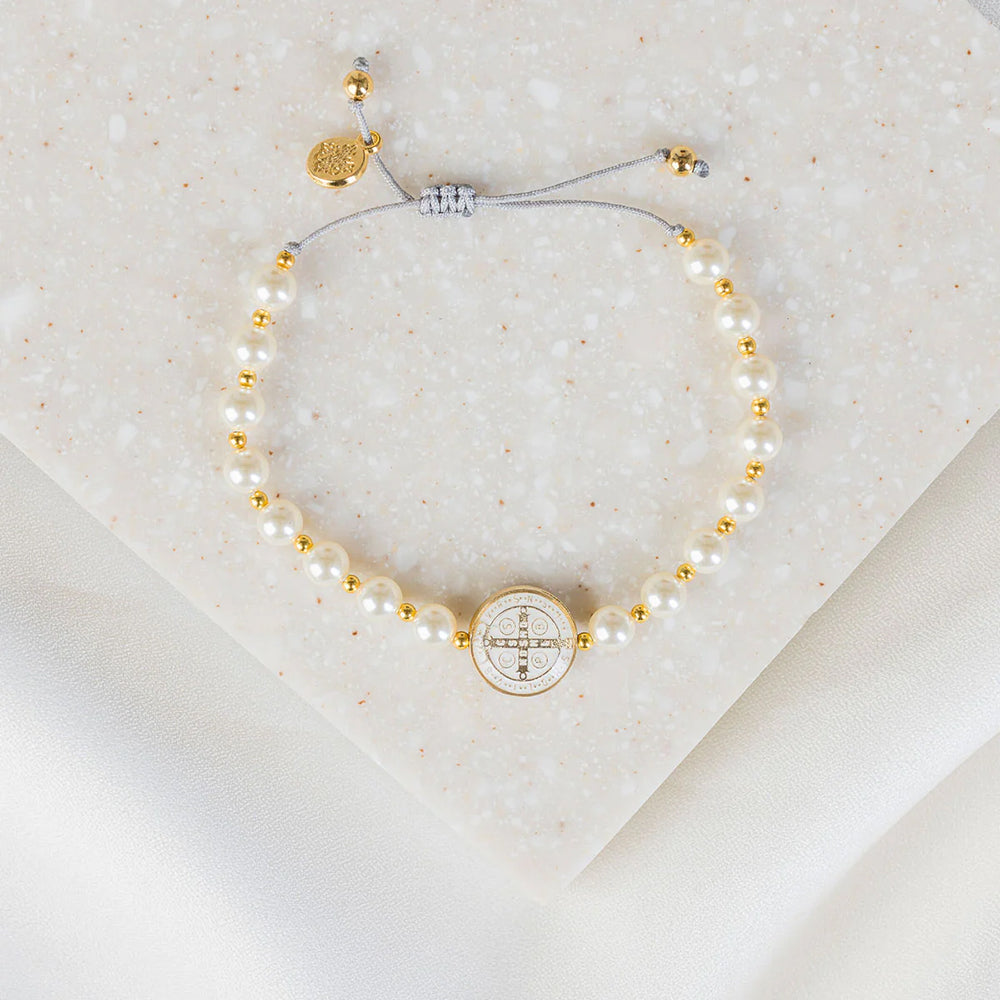 Daughter of the King Pearl St. Benedict Medal Bracelet