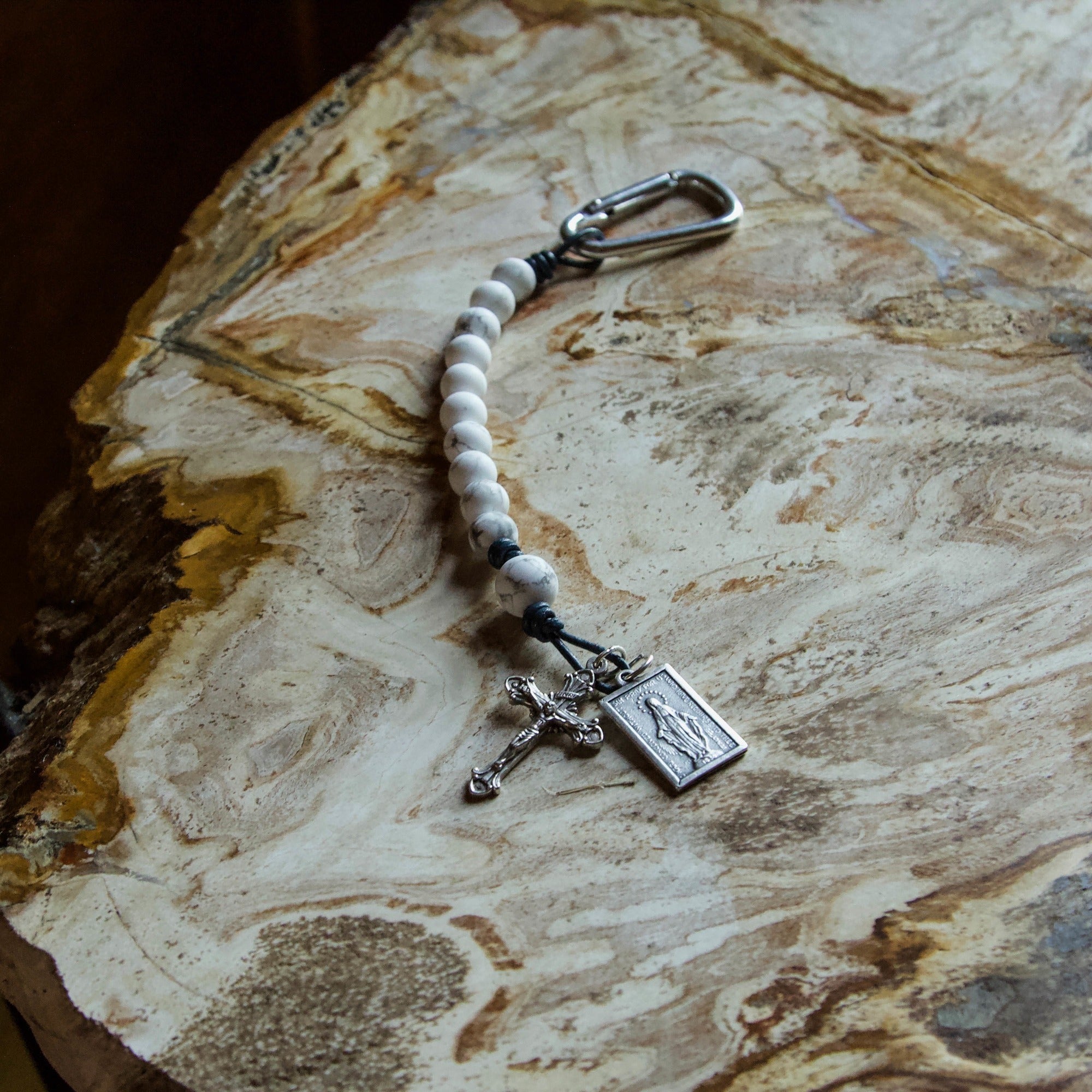 Our Lady Howlite Brave Beads Tenner Rosary