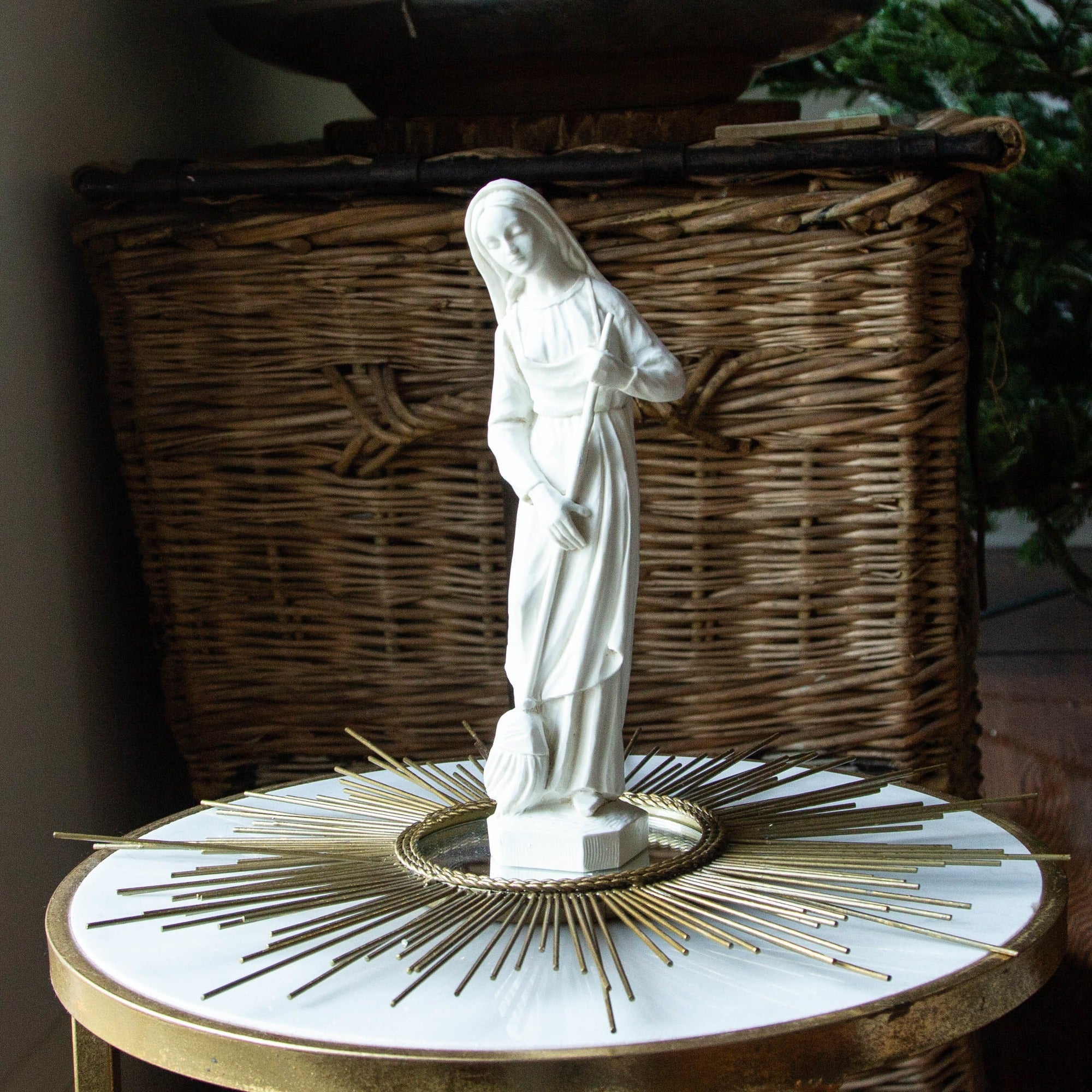 Kitchen Madonna Ivory Statue