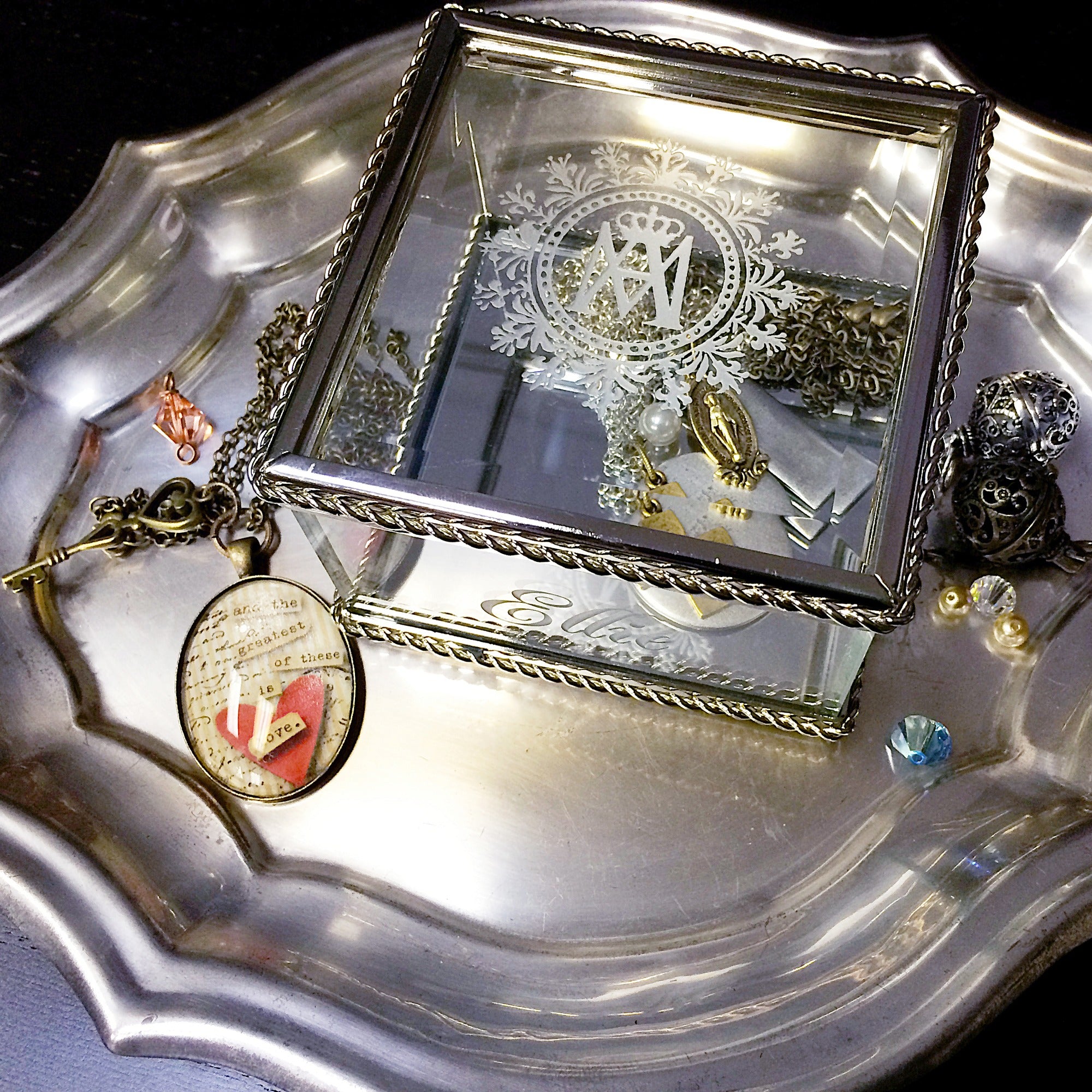 Ave Maria Glass Keepsake Box