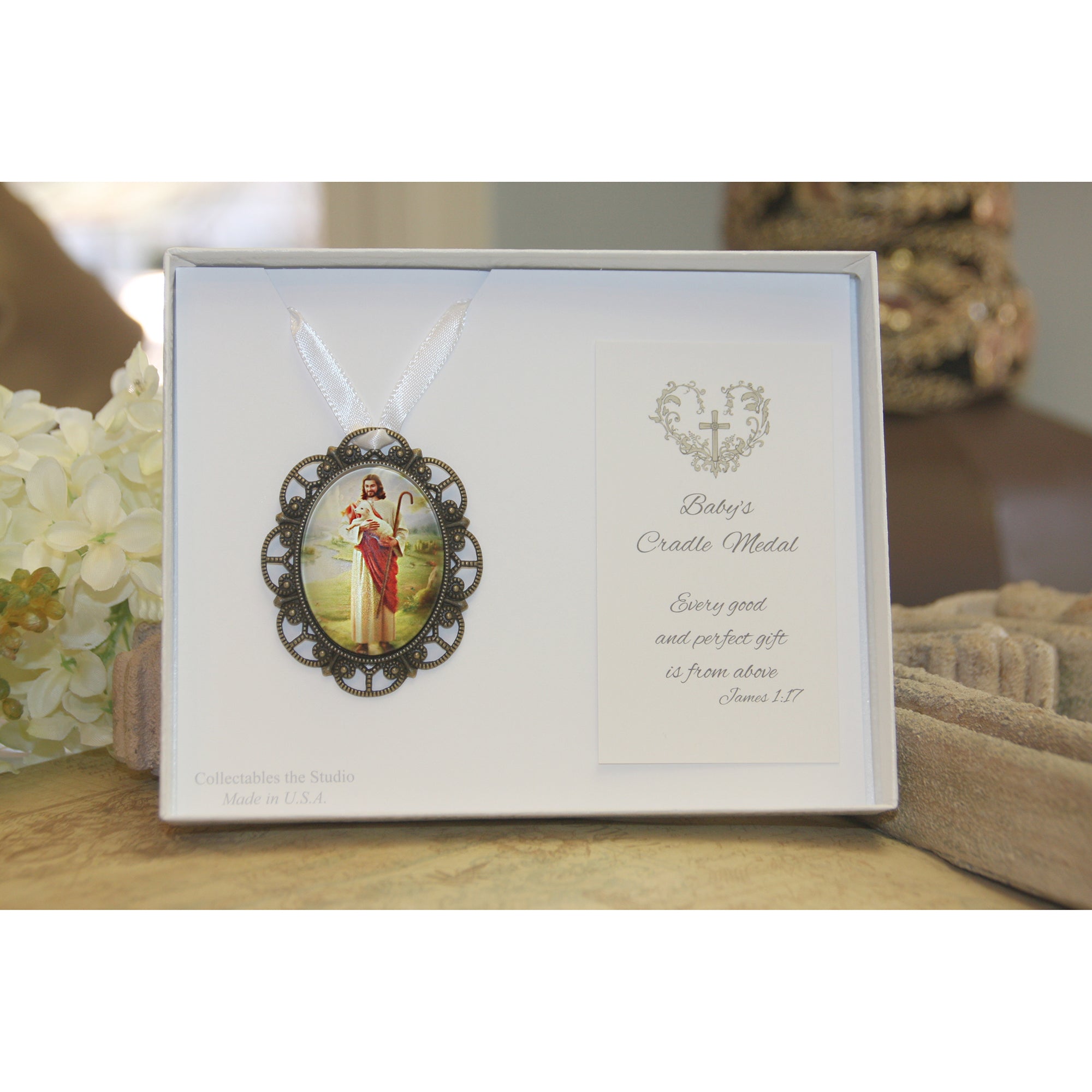 Sacred Heart of Jesus Cradle Medal