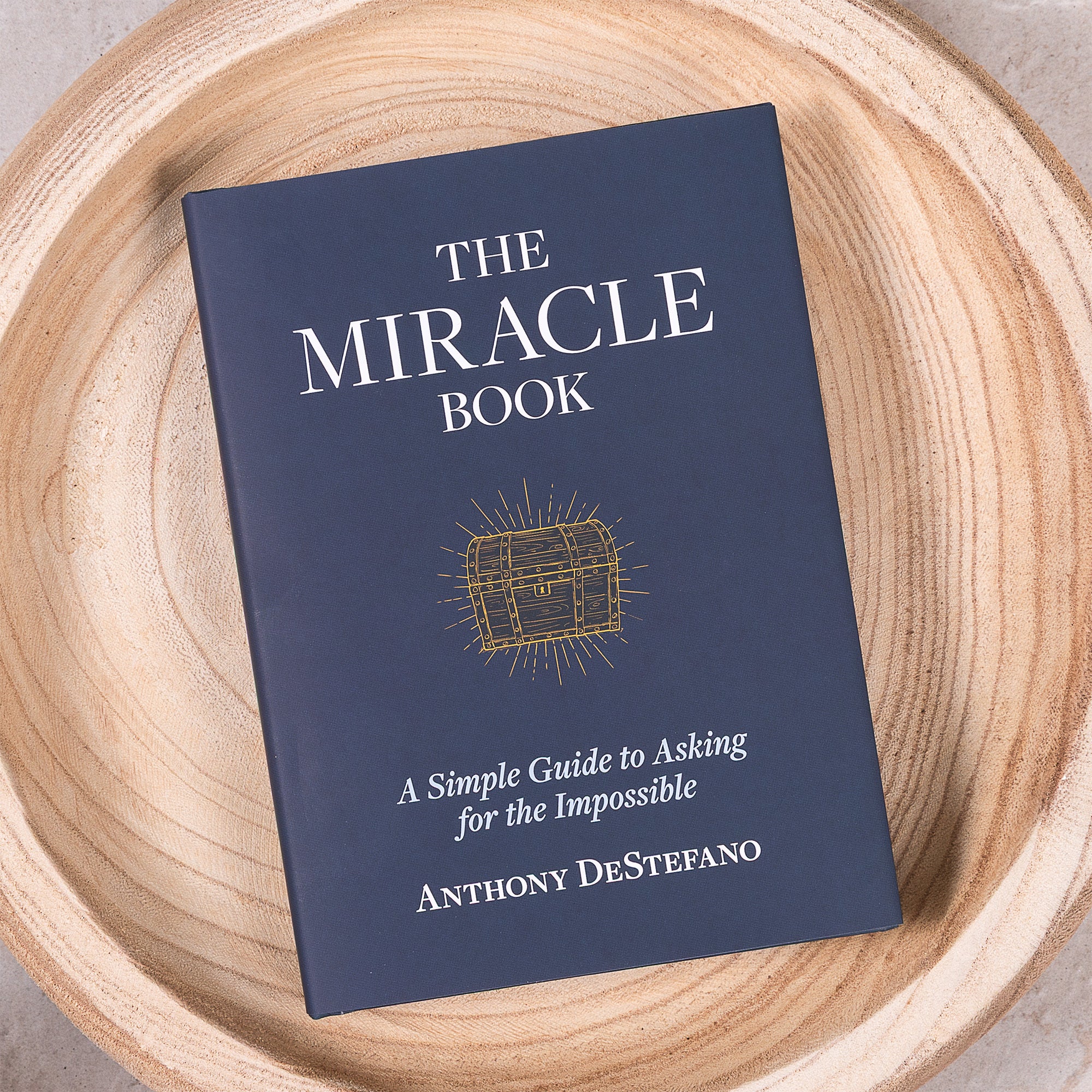 Miraculous Medal Necklace & The Miracle Book by Anthony DeStefano – Catholic Gift Set for Hope & Healing