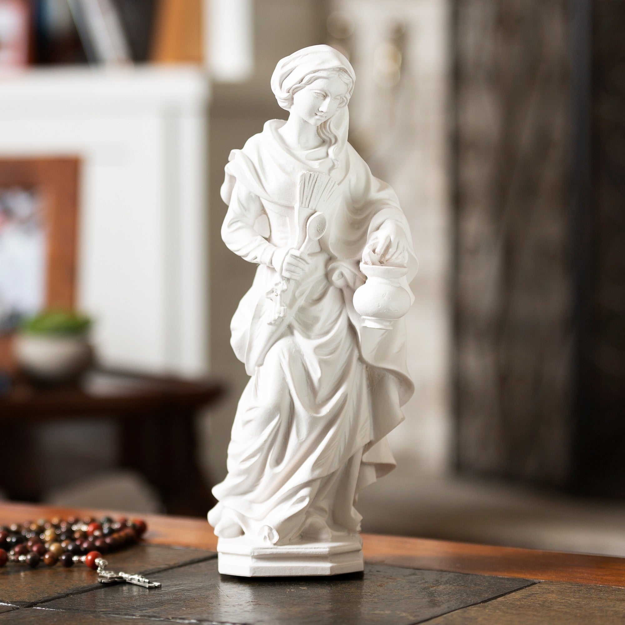 Kitchen Madonna - White