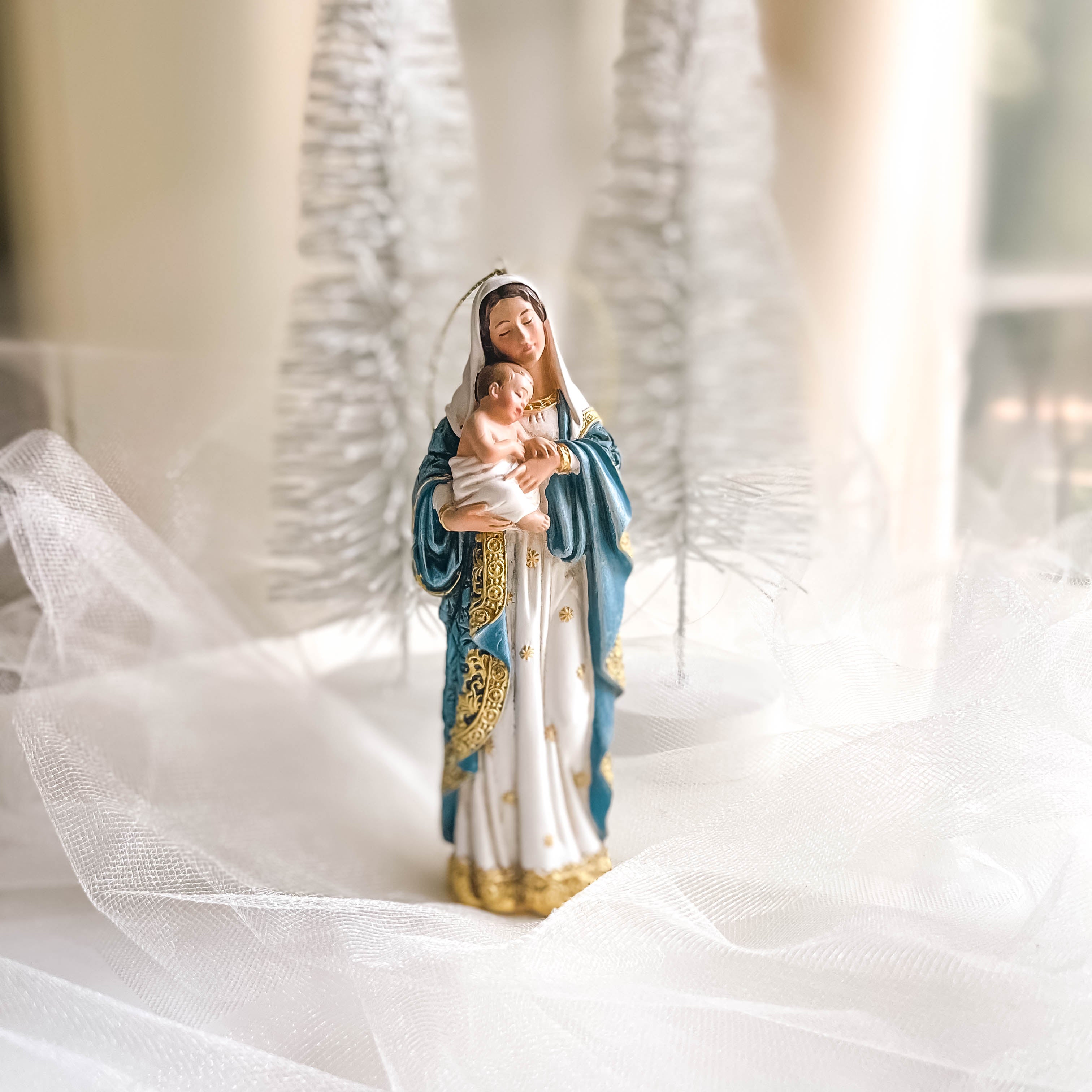 Madonna & Child Figurine Ornament