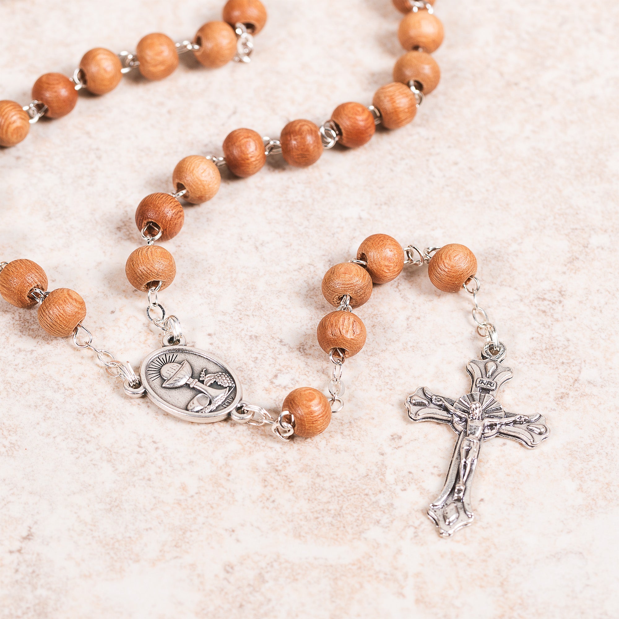 St. Carlo Acutis Sandalwood Rosary & Pin in Jute Bag