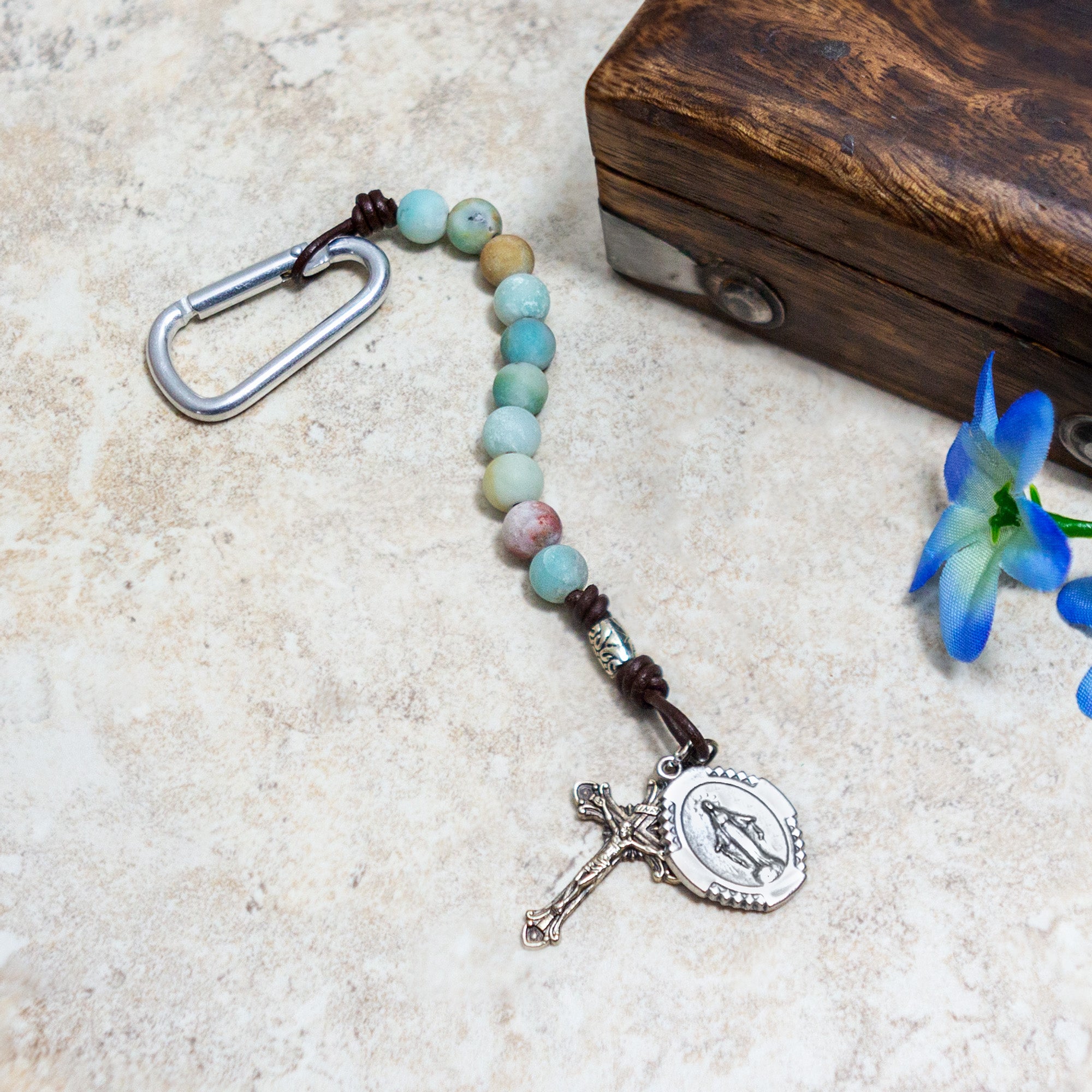 Miraculous Medal Brave Beads Tenner Rosary