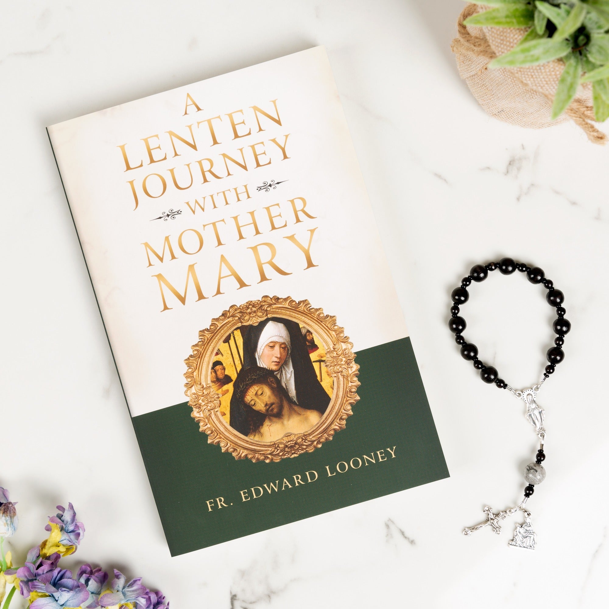 A Lenten Journey With Mother Mary & Sorrowful Our Lady Rosary Decade (Gift Set)