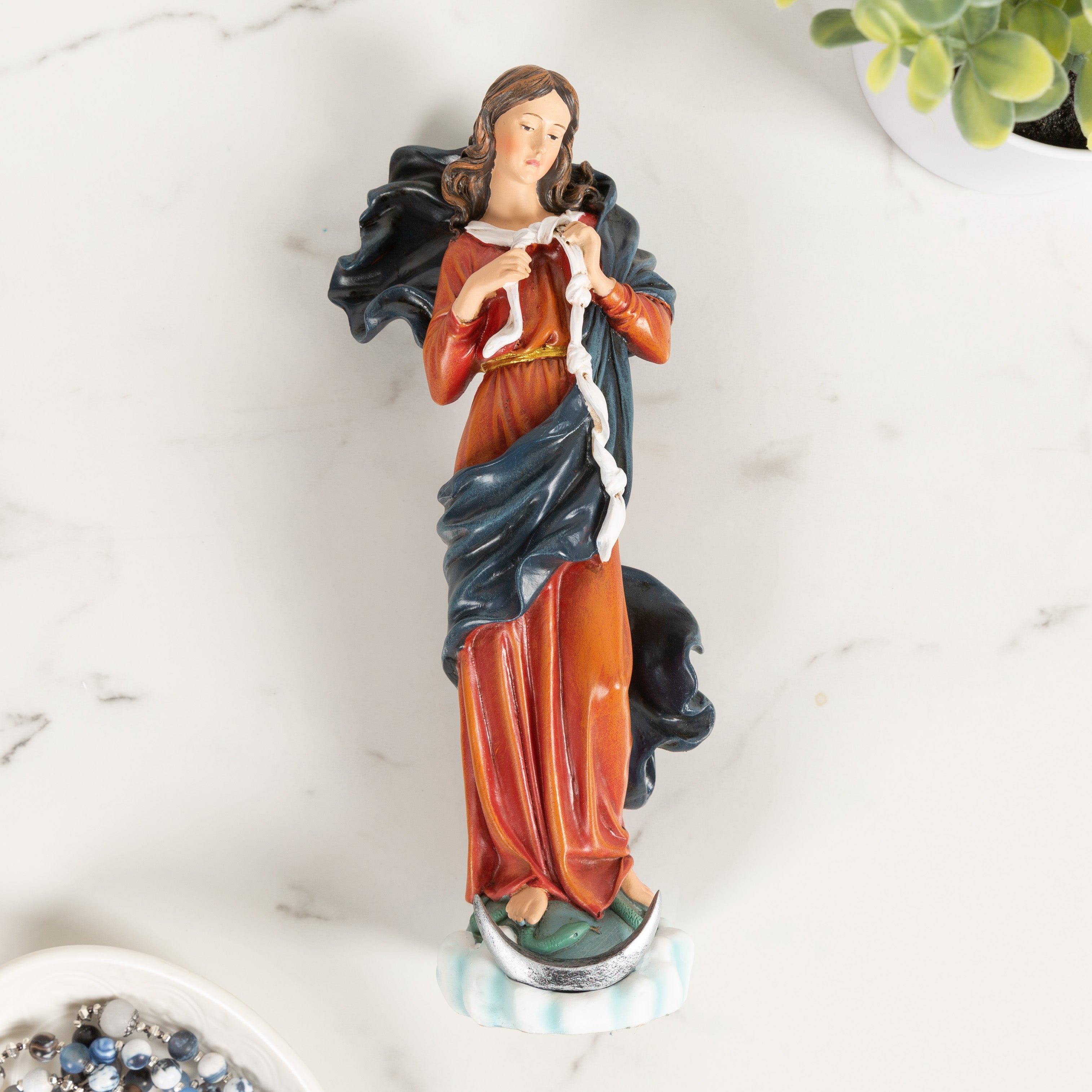 Mary Undoer of Knots Statue 10"