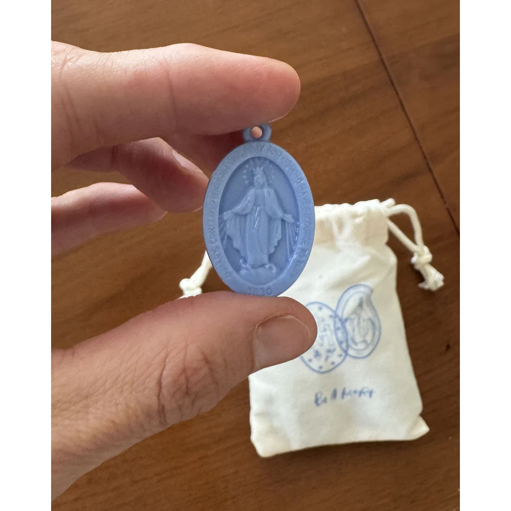 Be A Heart Blue Plastic Miraculous Medals - 25 Pieces