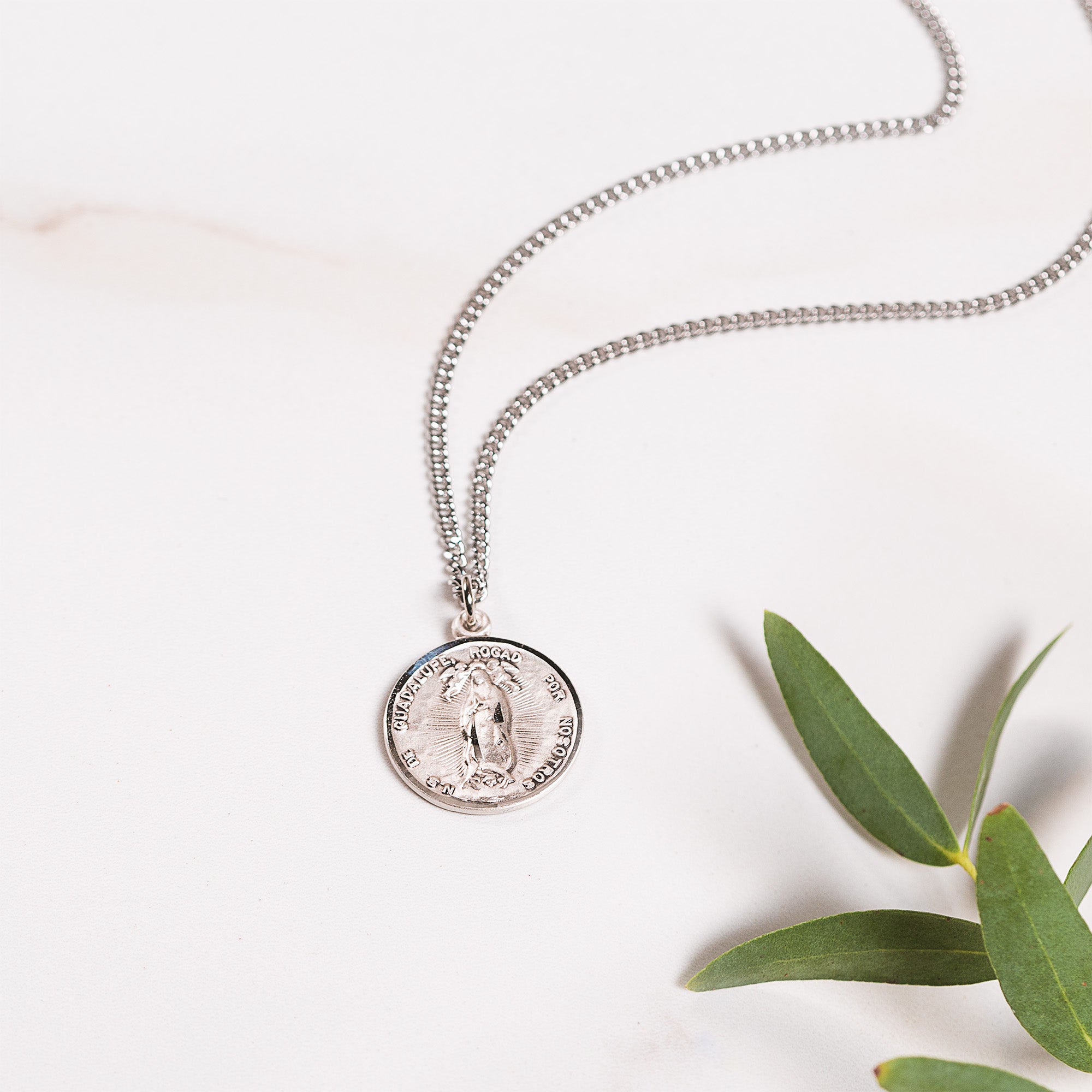 Virgen de Guadalupe Round Silver Medal Necklace - Spanish