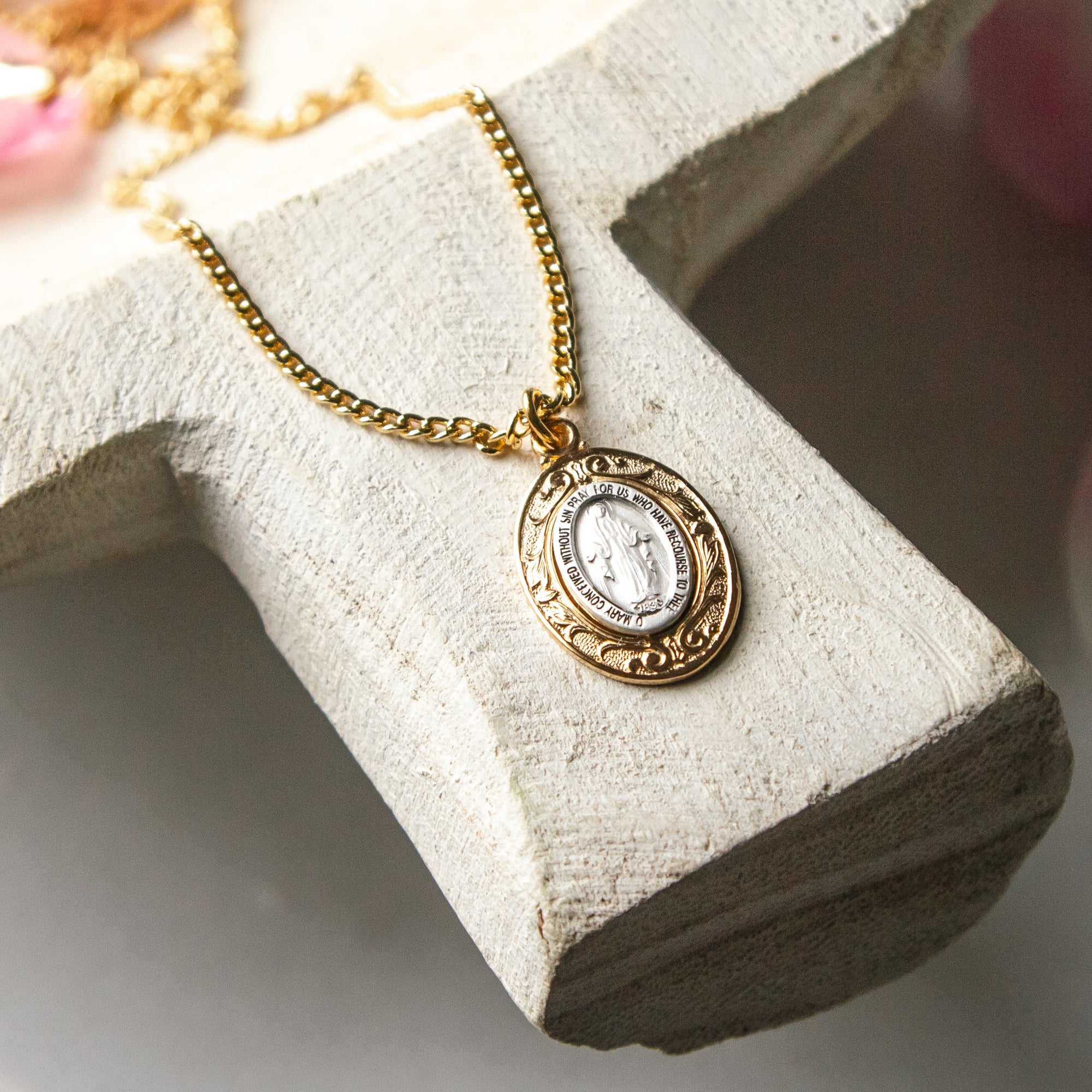 Sterling Center Florentine Setting Miraculous Medal Necklace