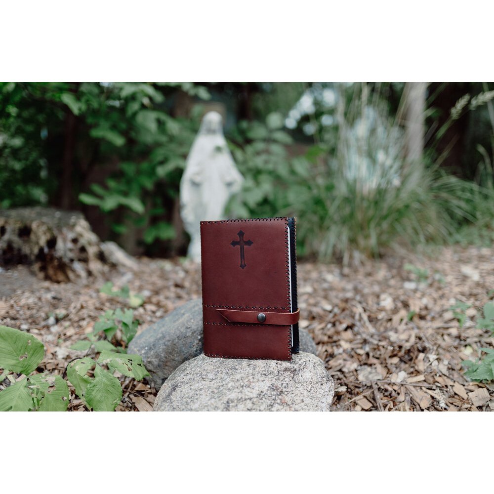 Brown Premium Leather Great Adventure Bible Cover