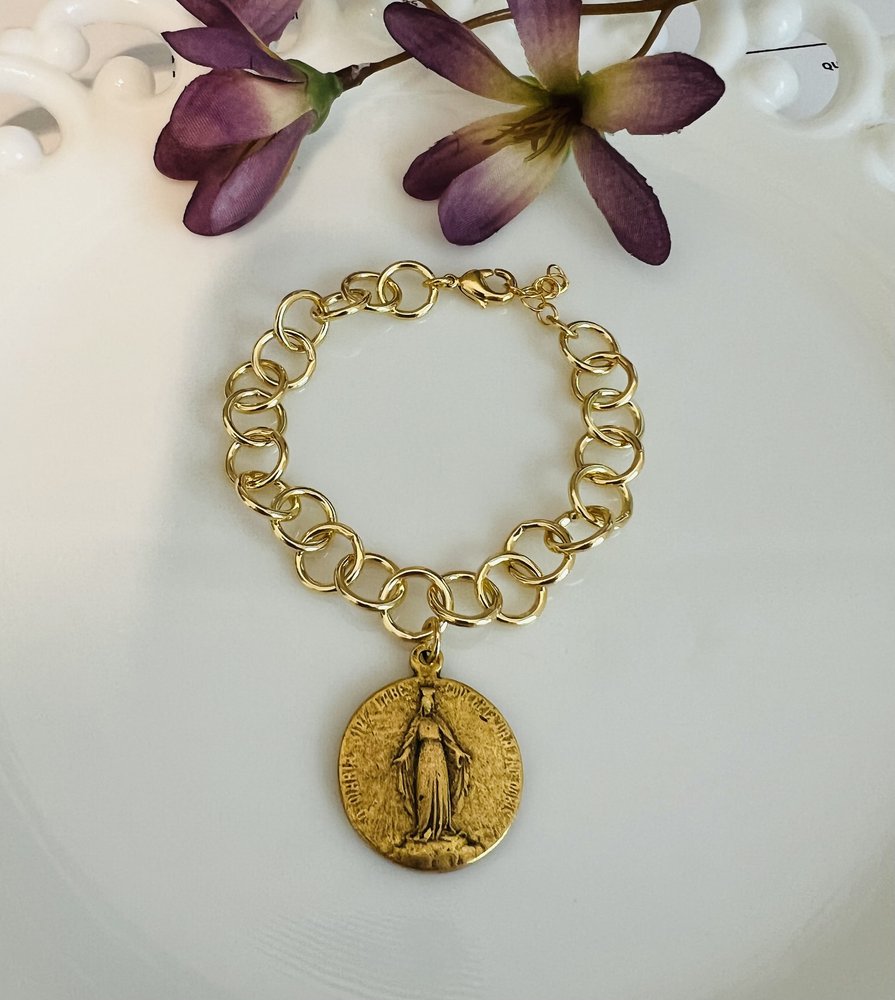 Antique Gold Looped Marian Medallion Bracelet