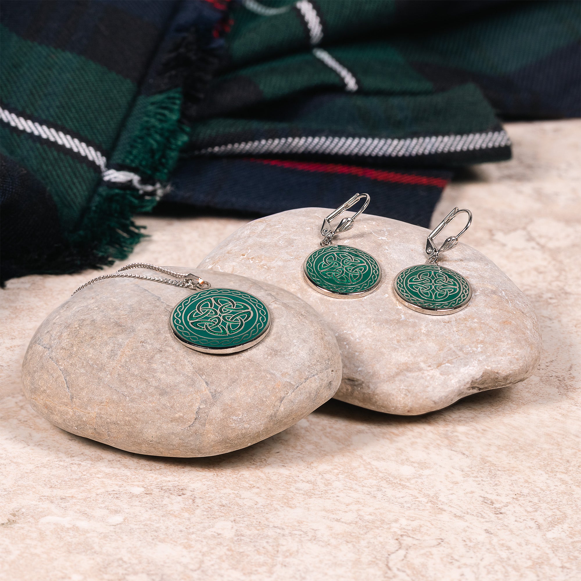 Book of Kells Green Trinity Knot Jewelry Set – Necklace & Earrings