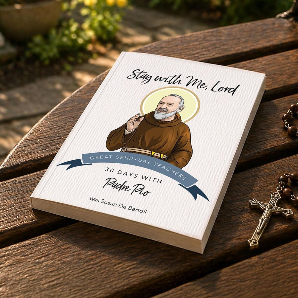 Stay with Me, Lord: 30 Days with Padre Pio