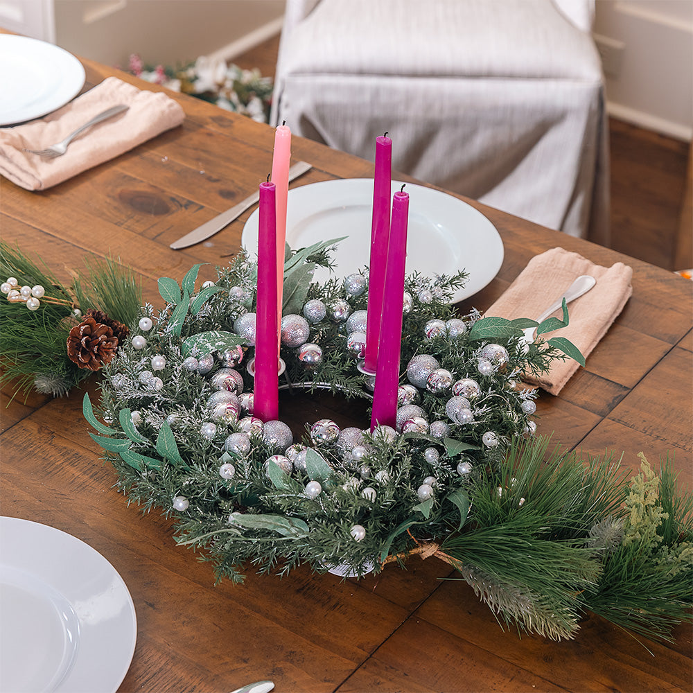 LED Lighted Cedar and Berry Advent Wreath