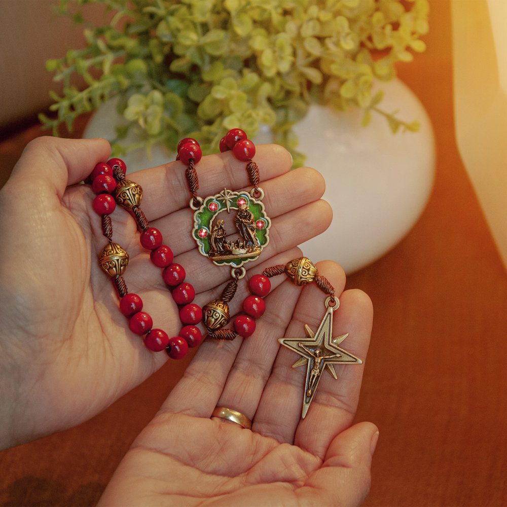 Wooden Wreath and Star Christmas Rosary