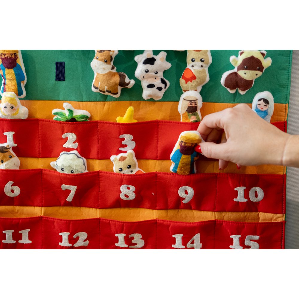 Miracle in a Manger Felt Advent Calendar