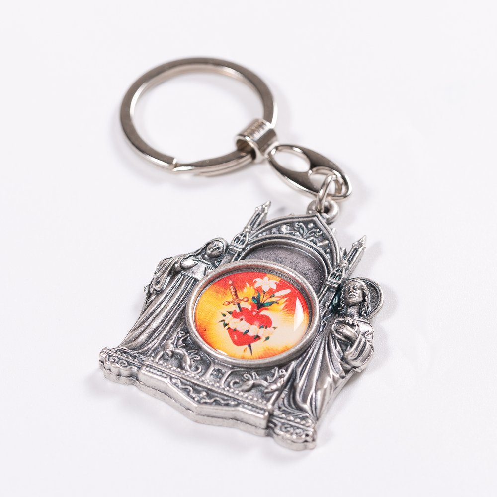 Cathedral Shaped Three Hearts Keyring