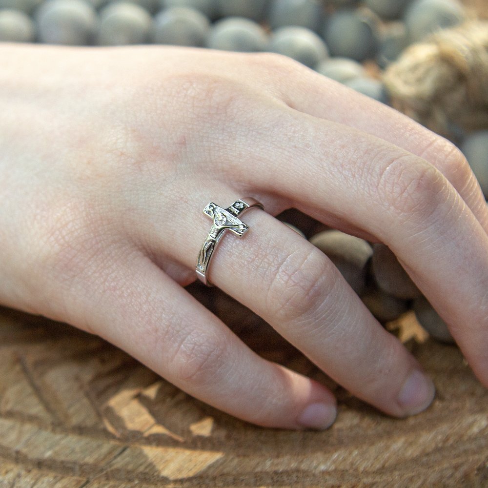 Sterling Silver Horizontal Crucifix Ring